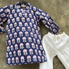 Load image into Gallery viewer, Boys Ghoomar Kurta Set - Set of Two