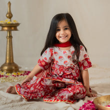 Load image into Gallery viewer, Daisy Bloom Floral Sharara Set - Set of Three