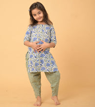 Load image into Gallery viewer, Blue Green Mughal Dhoti Set - Set of Two