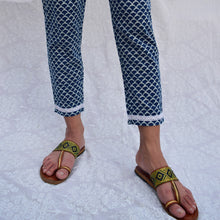 Load image into Gallery viewer, Indigo Straight Fit Pants