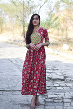Load image into Gallery viewer, Maroon Floral Printed Cotton Dress
