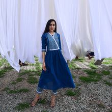 Load image into Gallery viewer, Indigo Printed Fish Yoke Kurta And Slip With Pants - Set Of Three