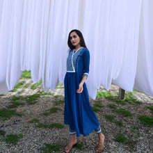 Load image into Gallery viewer, Indigo Printed Fish Yoke Kurta And Slip With Pants - Set Of Three