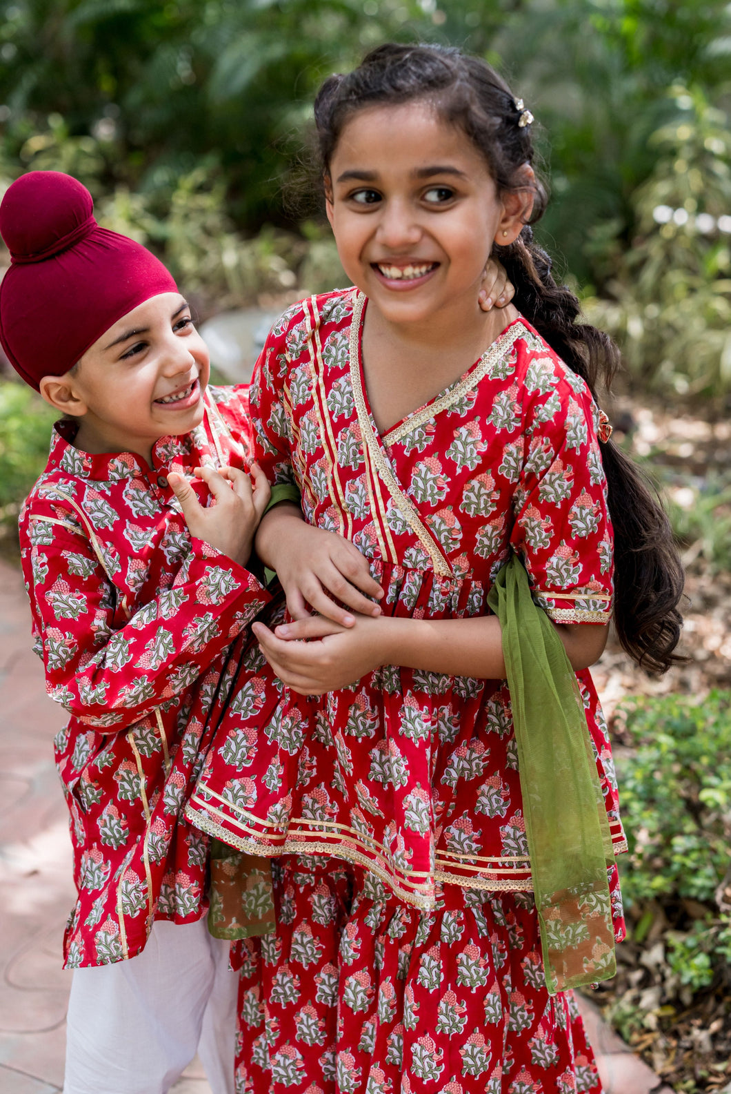 Red Gulmohar Sibling Sets